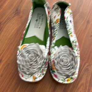 NEW Spring Step L'artiste floral leather comfort flats size 40 white